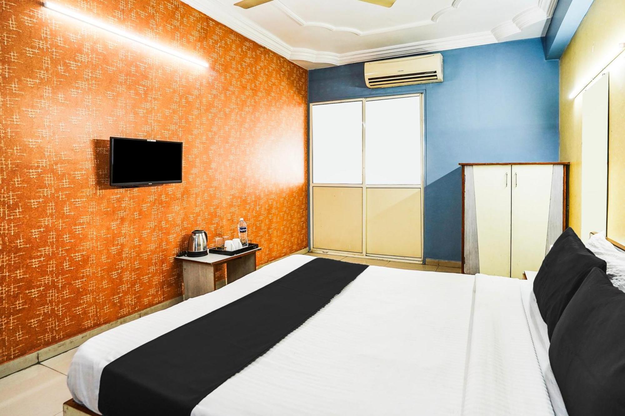 Hotel O Vibrant Residency Αχμπανταμπάντ Εξωτερικό φωτογραφία